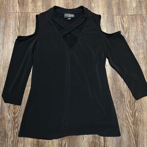 Bold Elements Black Cutout Edgy 3/4 Sleeve Top size S